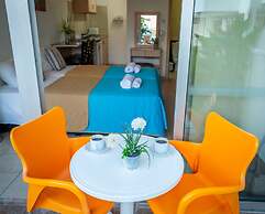 A. Maos Hotel Apartments