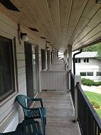 Paddle Wheel Inn