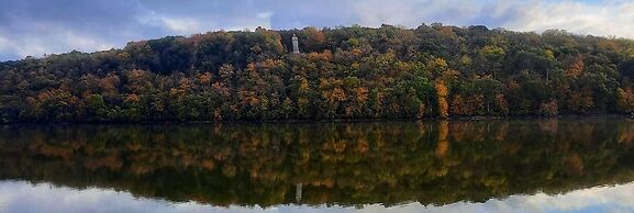 Paddle Wheel Inn
