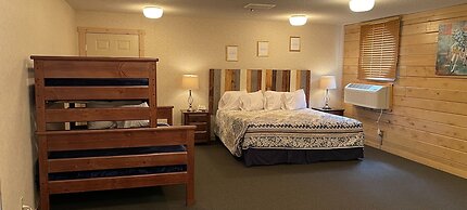 Paddle Wheel Inn