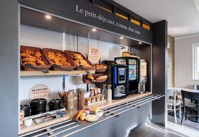 B&B HOTEL Lille Lezennes Stade Pierre Mauroy