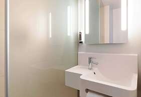 B&B HOTEL Lyon Centre Monplaisir