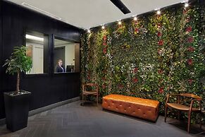 Truss Hotel Times Square