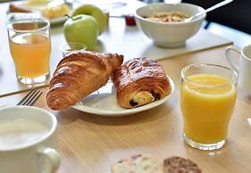 B&B HOTEL Toulouse Centre Canal du Midi