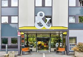 B&B HOTEL Toulouse Centre Canal du Midi