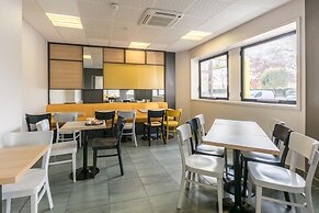 B&B HOTEL Toulouse Centre Canal du Midi