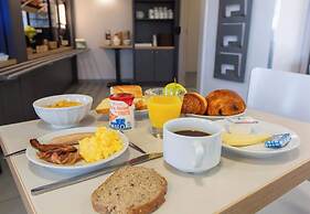 B&B HOTEL Blois Sud Vineuil