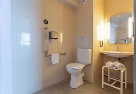 B&B HOTEL Blois Sud Vineuil