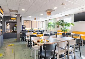 B&B HOTEL Lyon Vénissieux