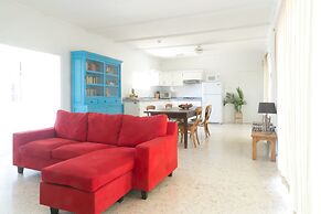 Pauline's Apartments Aruba