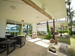 Cadlao Resort & Restaurant