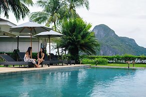 Cadlao Resort & Restaurant