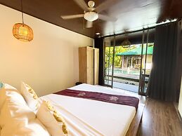 Cadlao Resort & Restaurant