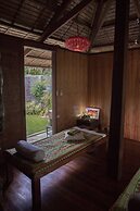 Cadlao Resort & Restaurant