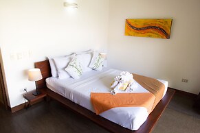 Cadlao Resort & Restaurant