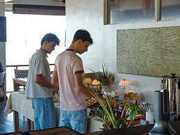 Cadlao Resort & Restaurant