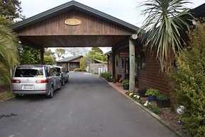 Cottage Park Motor Lodge and Conference Centre