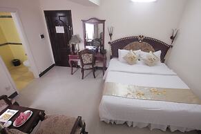 Classic Hoang Long Hotel