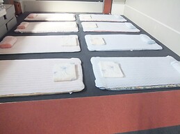 Hidamarinoyu Flop House - Hostel