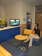 Hidamarinoyu Flop House - Hostel