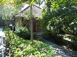 Coral Bay Bungalow