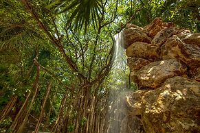 Xanadu Island Resort