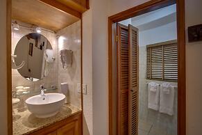 Xanadu Island Resort