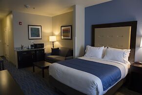 Holiday Inn Express & Suites Edwardsville by IHG