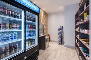 Holiday Inn Express & Suites Edwardsville by IHG