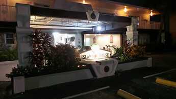Island House Hotel
