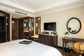 La Siesta Classic Ma May