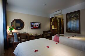 La Siesta Classic Ma May