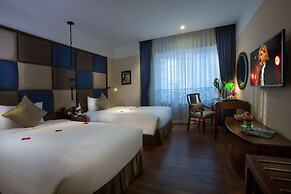 La Siesta Classic Ma May