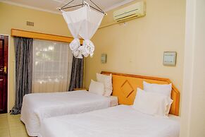 Mosi-O-Tunya Executive Lodge