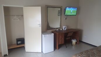 Mosi-O-Tunya Executive Lodge