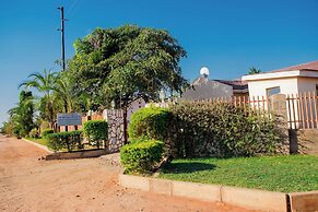 Mosi-O-Tunya Executive Lodge