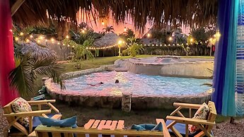 CHALET TROPICAL Hotel & Restaurant-Pizzeria