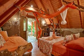 CHALET TROPICAL Hotel & Restaurant-Pizzeria