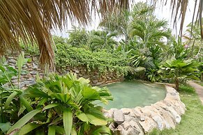 CHALET TROPICAL Hotel & Restaurant-Pizzeria