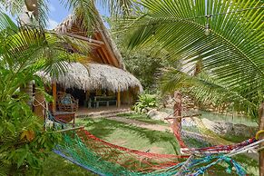 CHALET TROPICAL Hotel & Restaurant-Pizzeria