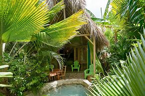 CHALET TROPICAL Hotel & Restaurant-Pizzeria