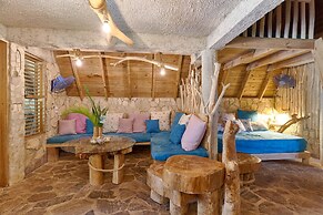 CHALET TROPICAL Hotel & Restaurant-Pizzeria