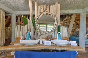 CHALET TROPICAL Hotel & Restaurant-Pizzeria