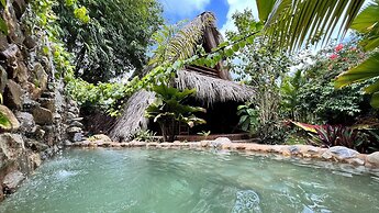 CHALET TROPICAL Hotel & Restaurant-Pizzeria