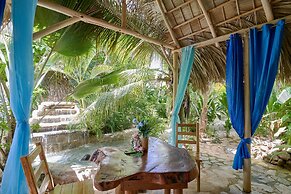 CHALET TROPICAL Hotel & Restaurant-Pizzeria