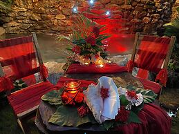 CHALET TROPICAL Hotel & Restaurant-Pizzeria