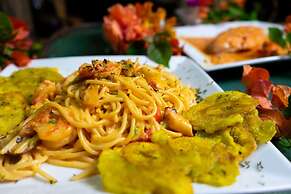 CHALET TROPICAL Hotel & Restaurant-Pizzeria