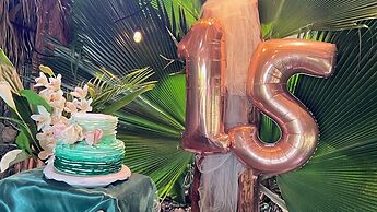 CHALET TROPICAL Hotel & Restaurant-Pizzeria