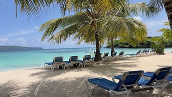 CHALET TROPICAL Hotel & Restaurant-Pizzeria