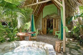 CHALET TROPICAL Hotel & Restaurant-Pizzeria